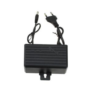 Блок питания 12В 2А импульсный штекер 5.5х2.1, для видеокамеры
