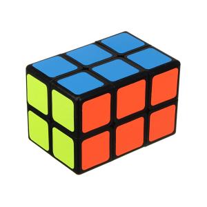 Игрушка кубик - параллепипед пластмассовый