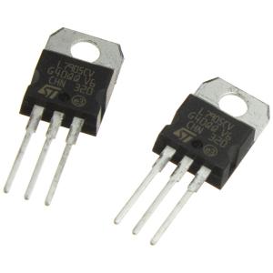 Микросхема L7905CV TO-220 STM (упаковка 2шт) -5В 1.5А