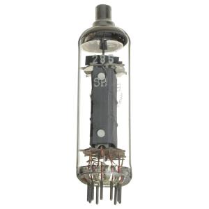 Радиолампа EL81 Tesla пентод