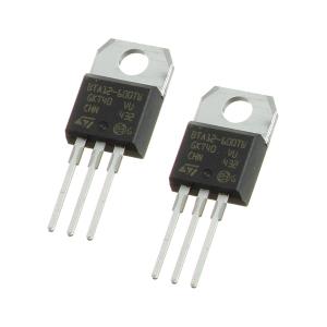 Симистор BTA12-600TWRG TO-220AB STM (упаковка 2шт) 600В 12А 5мА 3Q логический уровень