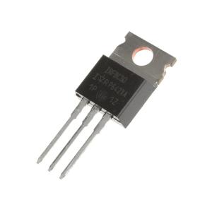 Транзистор IRFBC30