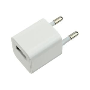 Зарядное устройство вход 220В/выход USB(G) 5В 1А 25*25*25мм кубик
